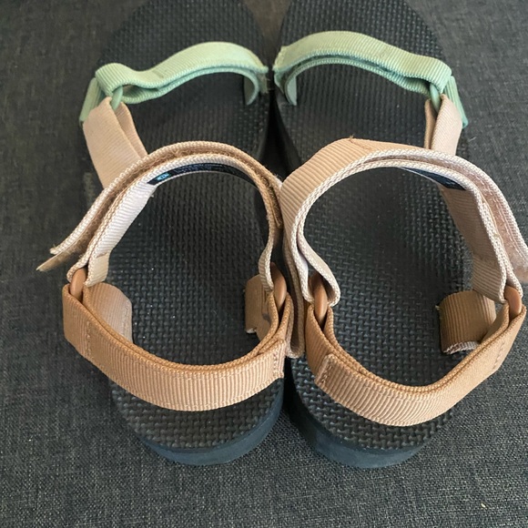 Platform Tevas - Picture 2 of 6